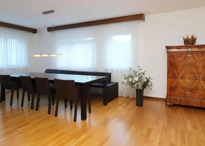 Chesa Alice Apartman