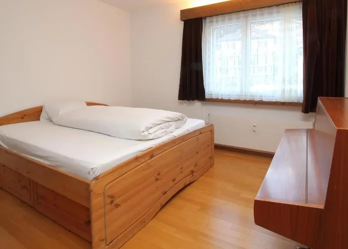 Chesa Alice Apartman *