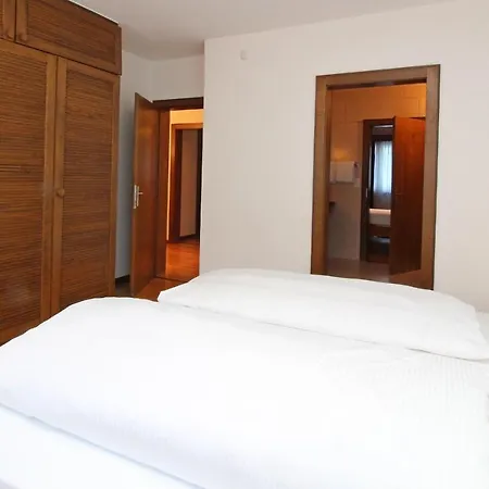 Chesa Alice Apartment